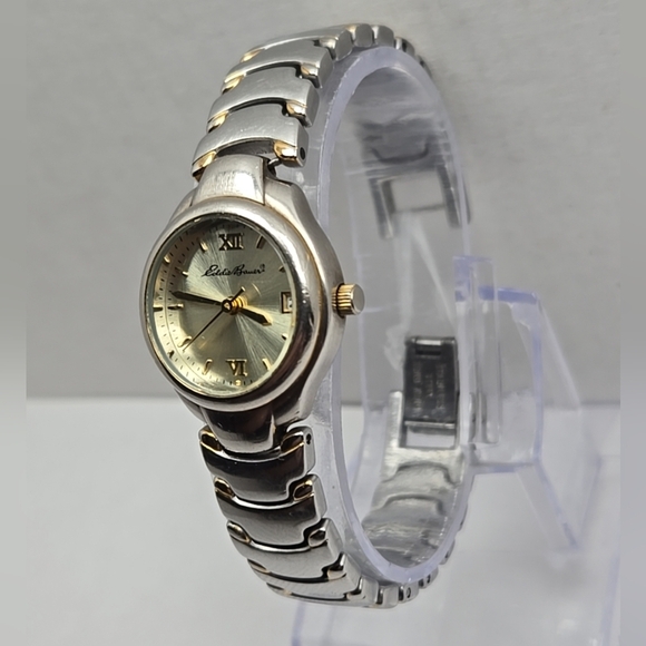 Eddie Bauer Date Watch 22mm Silver Gold Two Tone New Battery Runs - Picture 2 of 9